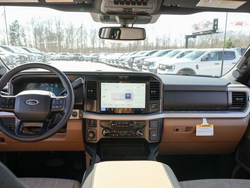 New 2026 Ford F250 XLT w/ XLT Premium Package image 20