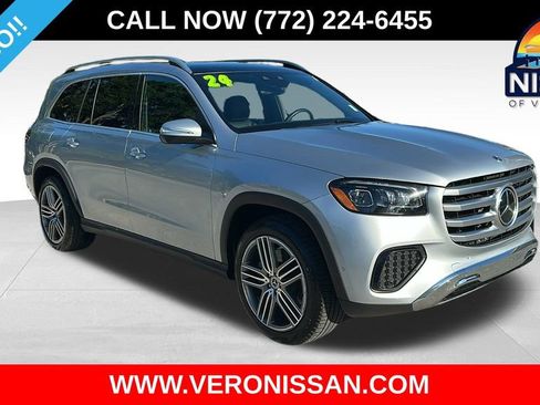 Used 2024 Mercedes-Benz GLS 450 4MATIC image 1