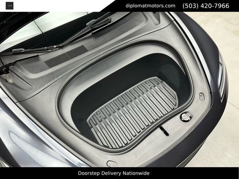 Used 2025 Tesla Model 3 Performance image 42