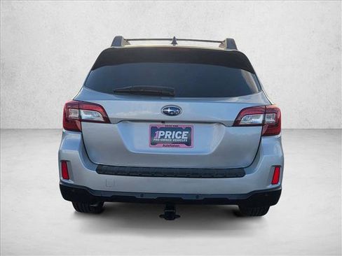 Used 2017 Subaru Outback 2.5i Limited image 7
