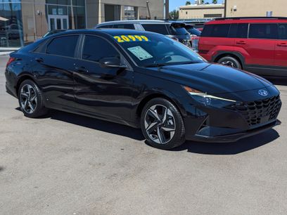 Used 2023 Hyundai Elantra SEL w/ Convenience Package