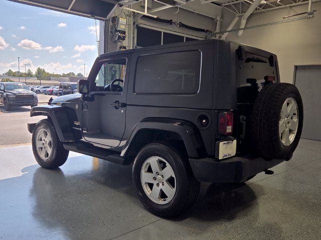 Used 2007 Jeep Wrangler Sahara AWD/4WD image 6