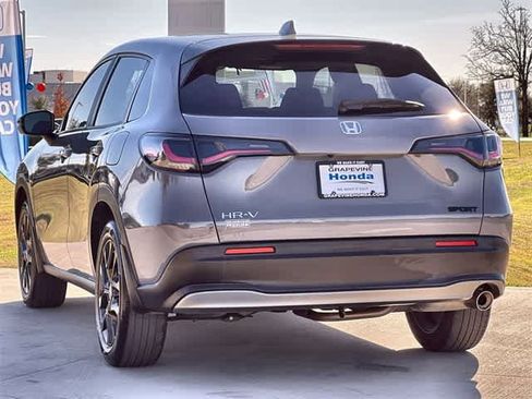 Certified 2023 Honda HR-V Sport image 5