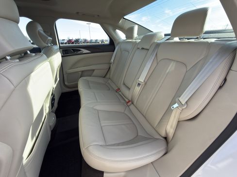 Used 2019 Lincoln MKZ Reserve image 14