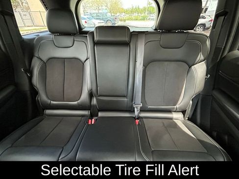 Certified 2024 Jeep Grand Cherokee Altitude AWD/4WD image 13