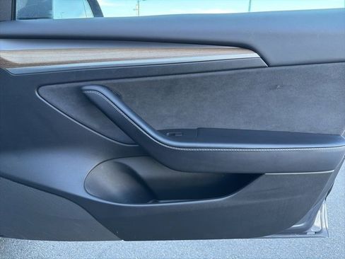Used 2022 Tesla Model 3 Long Range image 10