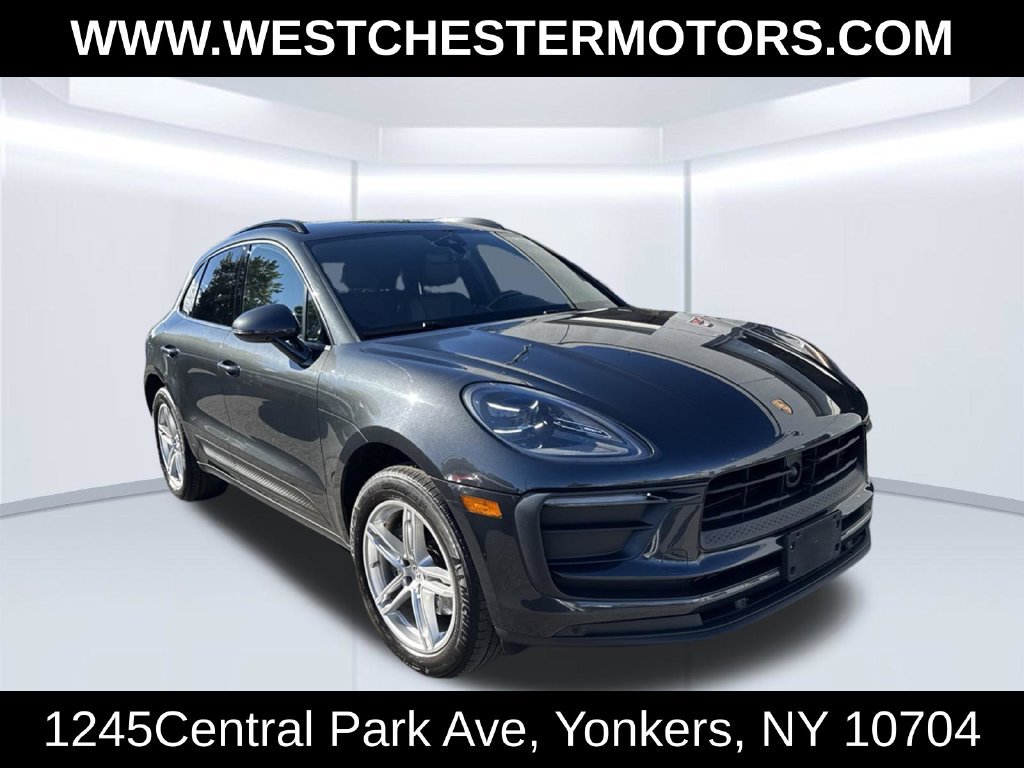 Used 2023 Porsche Macan AWD/4WD image 3
