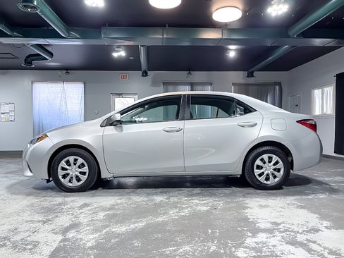 Used 2014 Toyota Corolla CE image 5
