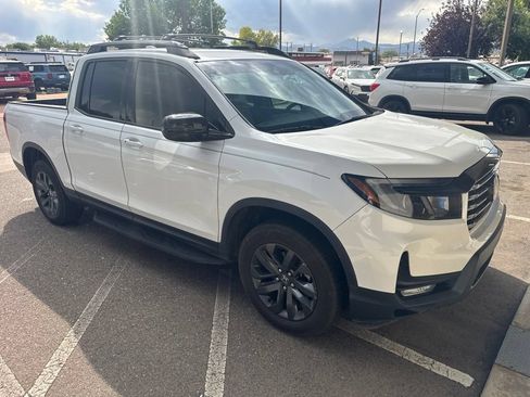 Used 2021 Honda Ridgeline Sport image 3