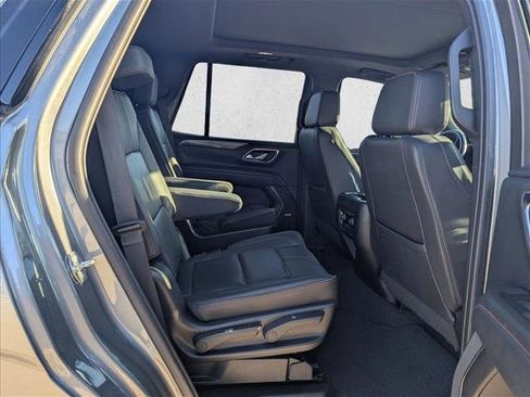 Used 2022 Chevrolet Tahoe RST w/ Luxury Package image 18