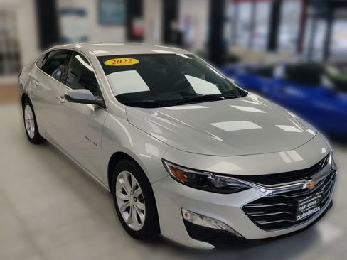 Used 2022 Chevrolet Malibu LT image 3