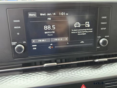 Certified 2024 Kia Carnival LX image 21