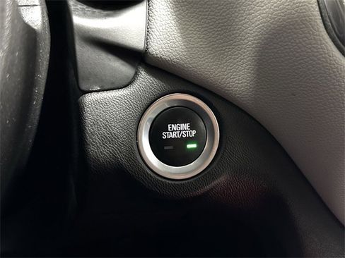 Certified 2020 Chevrolet Equinox LS w/ LS Convenience Package image 16