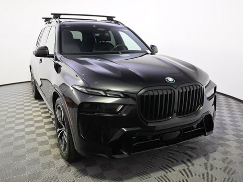Used 2024 BMW X7 xDrive40i w/ M Sport Package AWD/4WD image 40