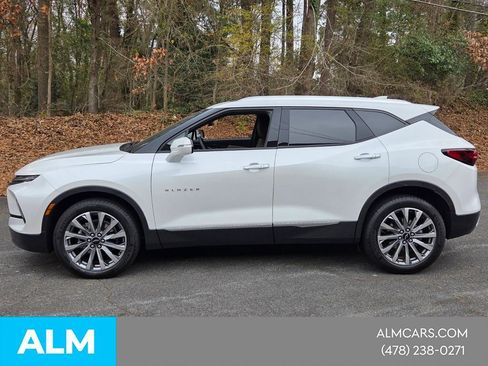 Used 2024 Chevrolet Blazer Premier image 3