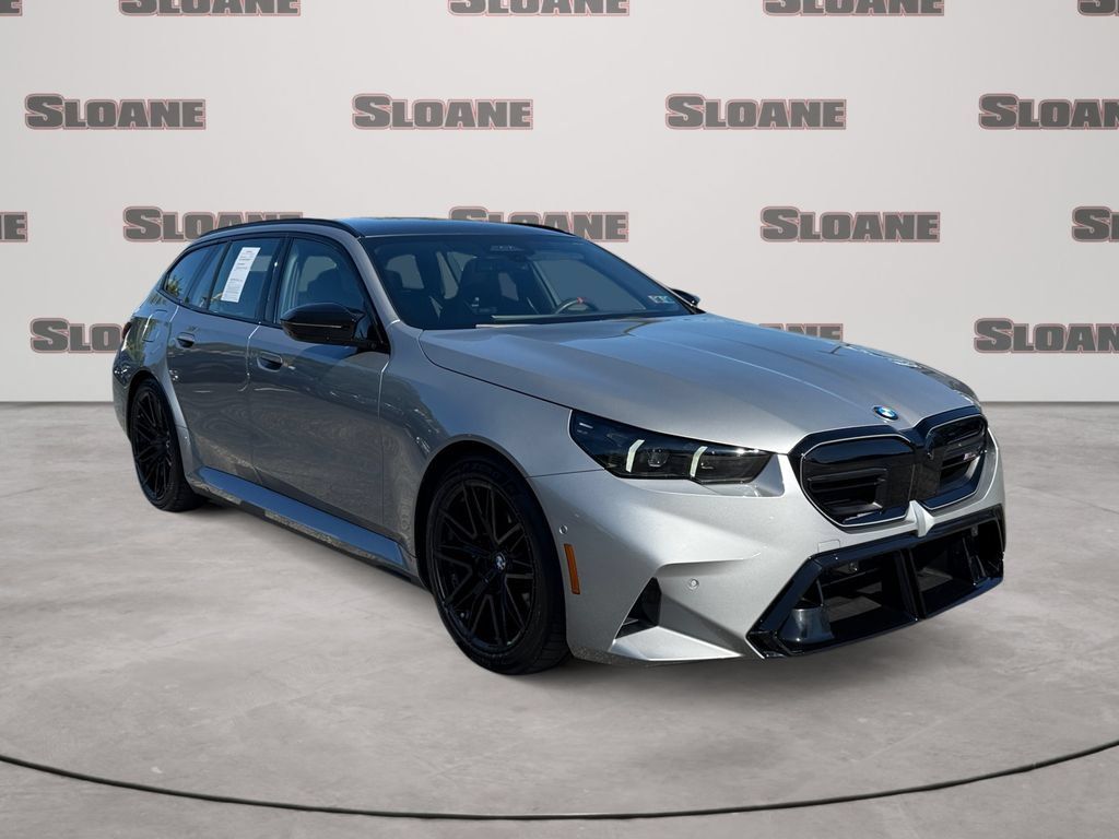 Used 2026 BMW M5 Touring AWD/4WD image 7