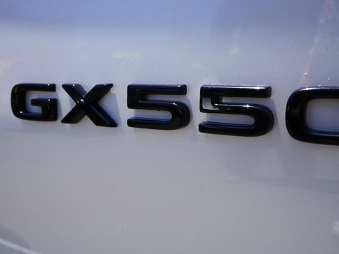 Used 2024 Lexus GX 550 w/ Cold Area Package AWD/4WD image 29