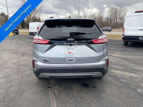 Used 2024 Ford Edge SEL AWD/4WD image 5