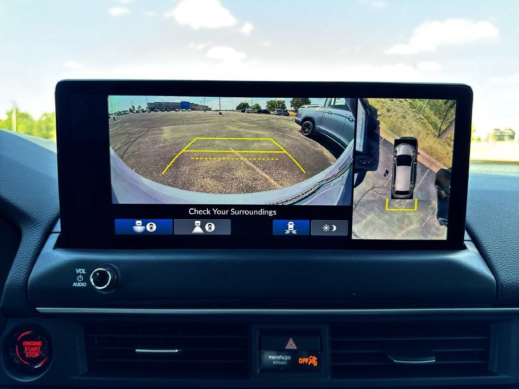 New 2026 Honda Pilot Touring image 17