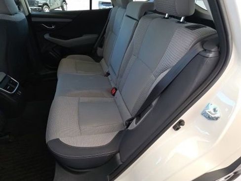 Used 2023 Subaru Outback Premium AWD/4WD image 15