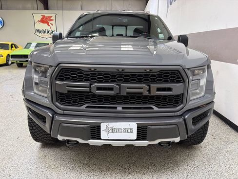 Used 2018 Ford F150 Raptor w/ Equipment Group 801A Mid AWD/4WD image 30