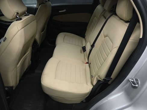 Used 2019 Ford Edge SE AWD/4WD image 28