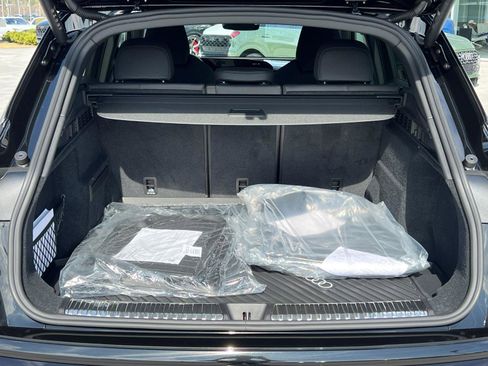 New 2025 Audi SQ5 Premium Plus image 12