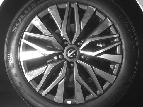 Used 2025 Nissan Altima 2.5 SV image 13