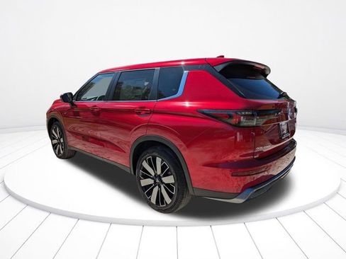 New 2026 Mitsubishi Outlander SE FWD image 6