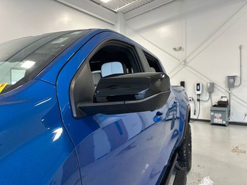 Used 2024 GMC Canyon AT4X image 17