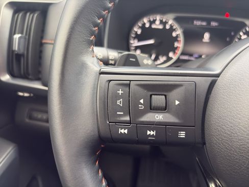 Used 2024 Nissan Pathfinder Rock Creek AWD/4WD image 22