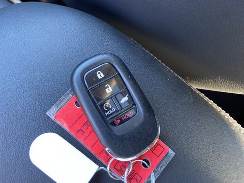 Used 2023 Honda HR-V EX-L image 45