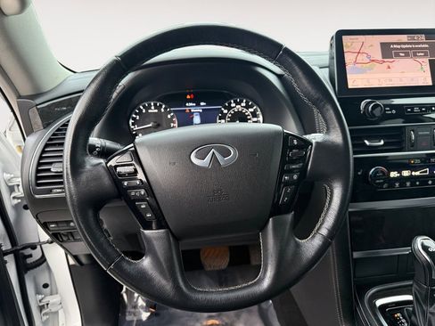Used 2024 INFINITI QX80 Luxe image 17