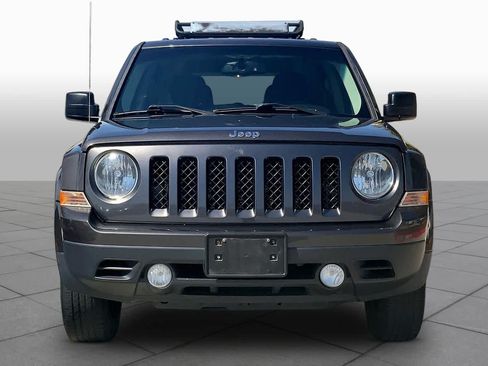 Used 2017 Jeep Patriot Sport AWD/4WD image 4