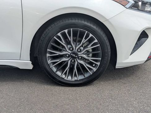 Used 2024 Kia Forte GT-Line w/ GT-Line Premium Package FWD image 11