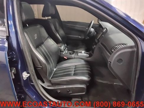 Used 2015 Chrysler 300 S RWD image 14