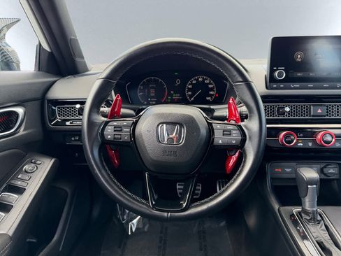 Used 2025 Honda Civic Sport image 17
