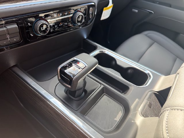 New 2026 Chevrolet Silverado 1500 RST AWD/4WD image 32