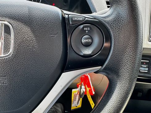 Used 2012 Honda Civic Hybrid Sedan image 31