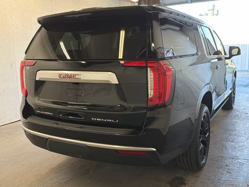 Used 2023 GMC Yukon XL Denali image 5