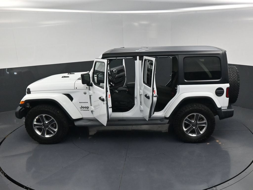 Used 2019 Jeep Wrangler Unlimited Sahara AWD/4WD image 28