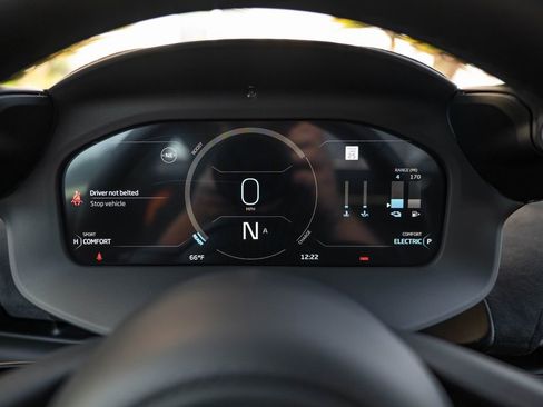 New 2026 McLaren Artura image 13