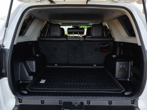 Used 2024 Toyota 4Runner TRD Off-Road Premium w/ Moonroof Package AWD/4WD image 8