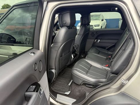 Used 2018 Land Rover Range Rover Sport HSE Dynamic AWD/4WD image 12