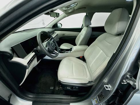 Used 2025 Hyundai Tucson SEL FWD image 13