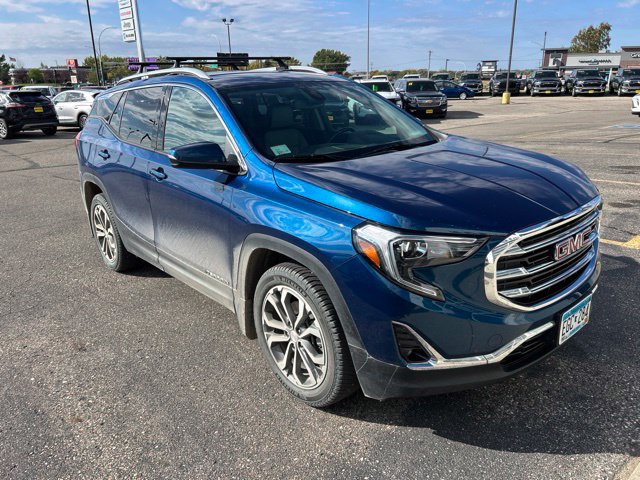 Used 2020 GMC Terrain SLT w/ Preferred Package AWD/4WD image 3