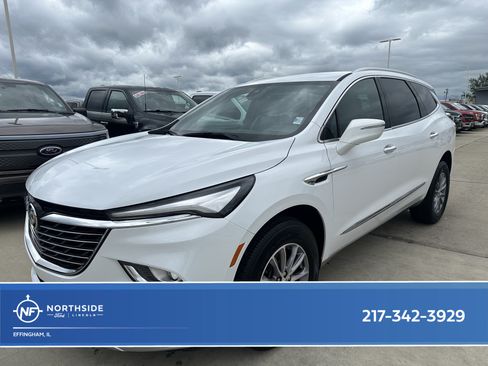 Used 2024 Buick Enclave Essence FWD image 1