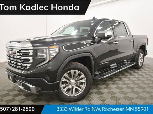 Used 2023 GMC Sierra 1500 Denali AWD/4WD image 1