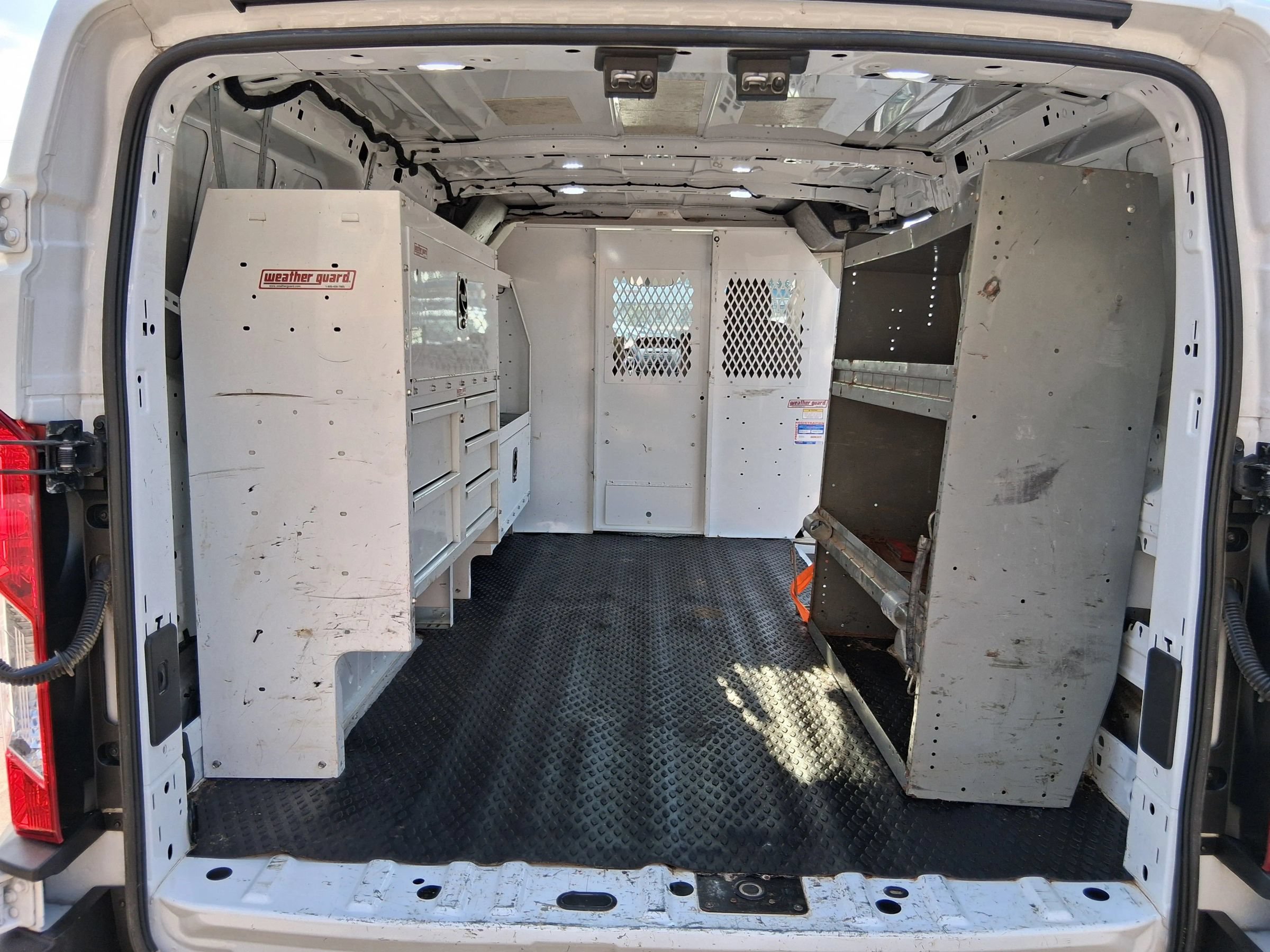 Used 2019 Ford Transit 250 130 Low Roof RWD image 28
