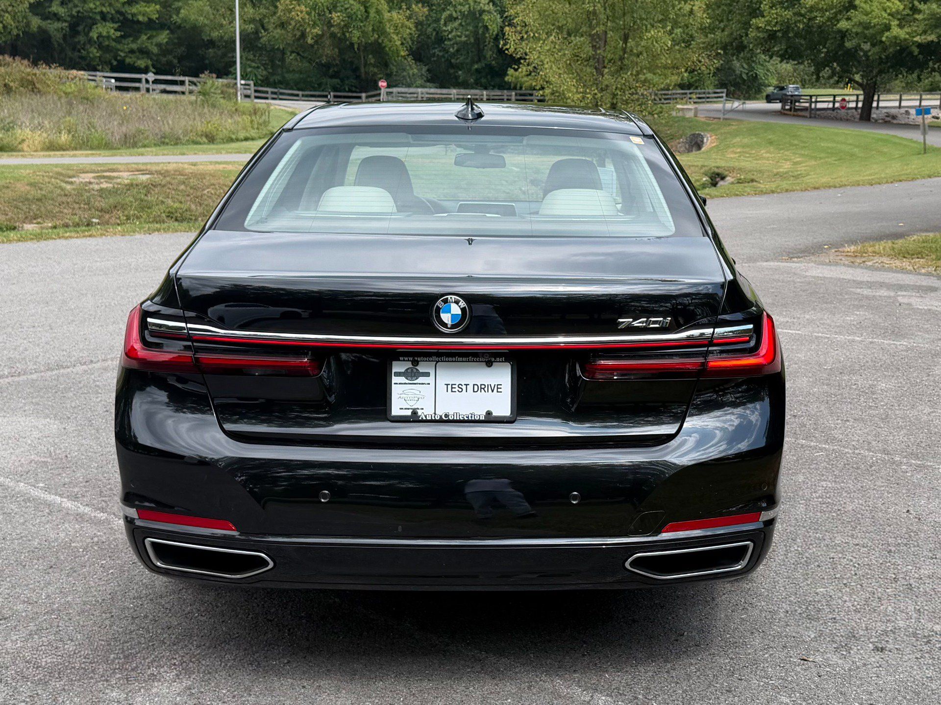 Used 2021 BMW 740i RWD image 6